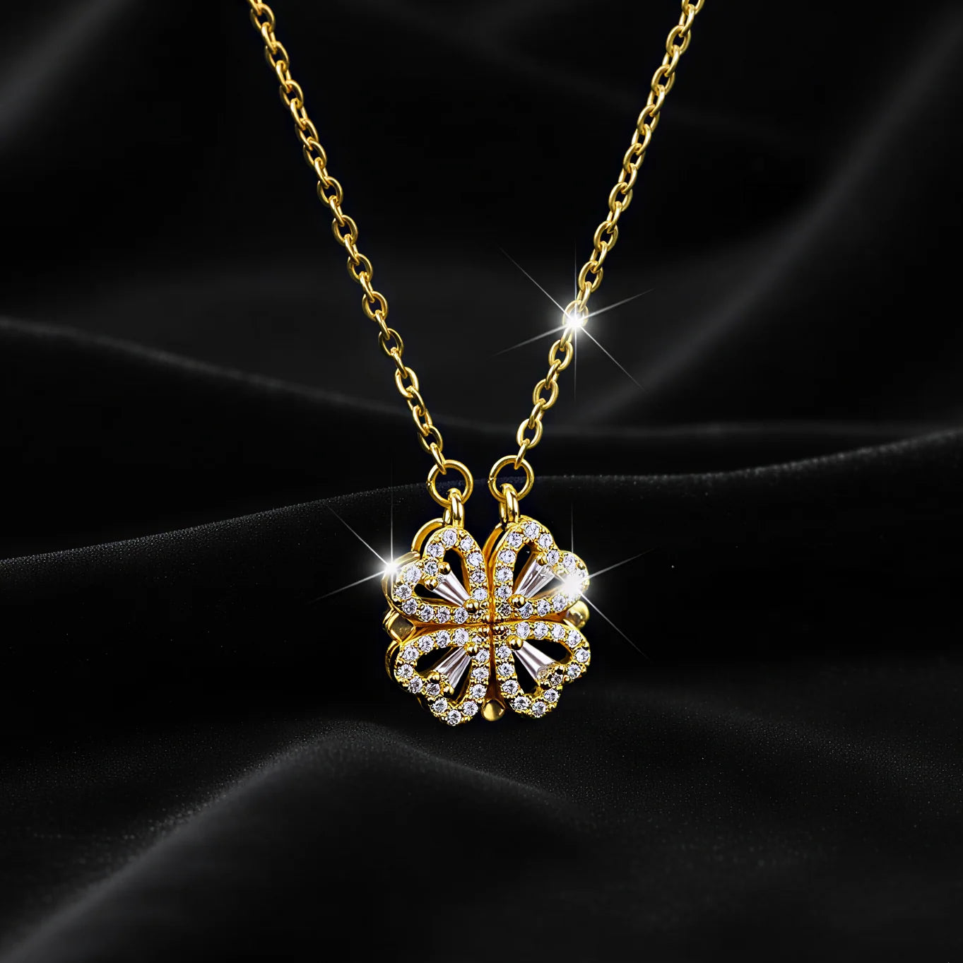 Magnetic 2-in-1 Clover Necklace